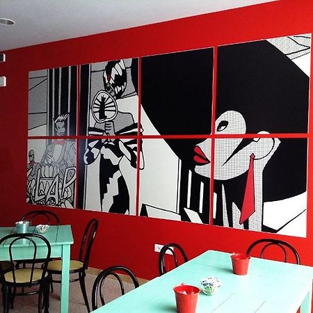 Byron Light Hotel Riccione Buitenkant foto