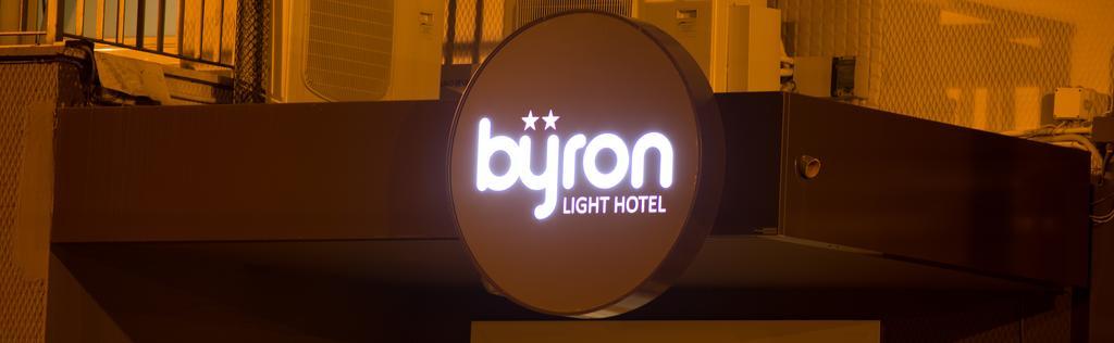 Byron Light Hotel Riccione Buitenkant foto